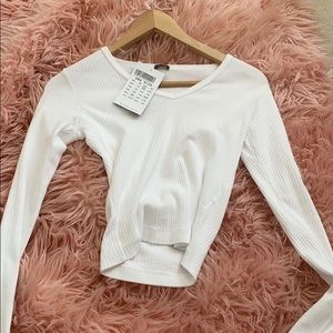 Brandy Melville cropped long sleeve.